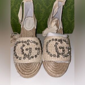 Gucci Crystal-Embellished Beige Espadrilles